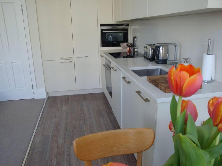 Luxury Bright & Quiet Flat - Chelsea - Earls Court Appartamento Londra